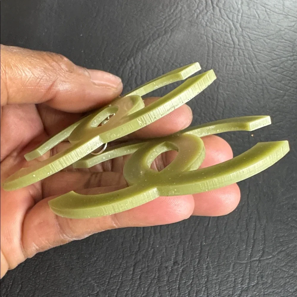 Streetwear Fashion Army Green Dangle Earrings - Picture 7 of 12
